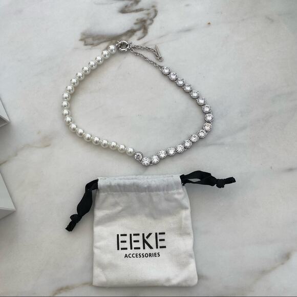 EEKE Pearl Large Round Diamond Necklace in Gold Plate and CZ - Picture 1 of 8